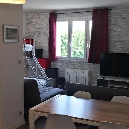 Meublé Proche Du Futuroscope Appartement