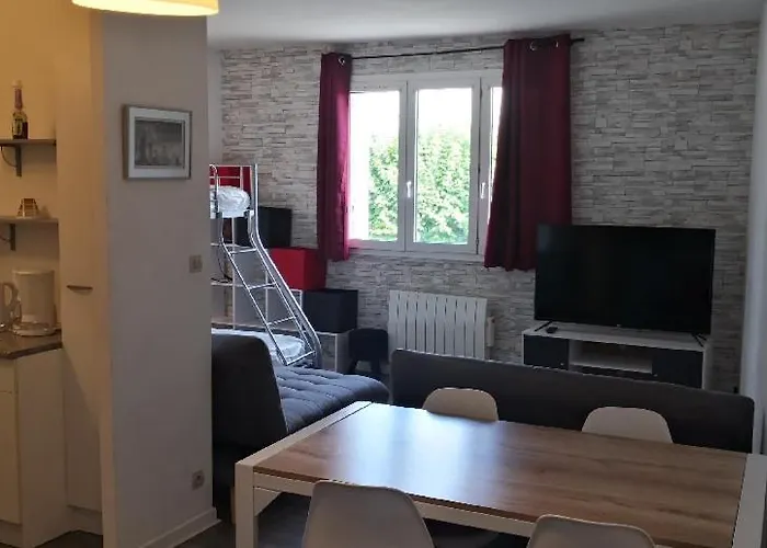 Meuble Proche Du Futuroscope Apartment